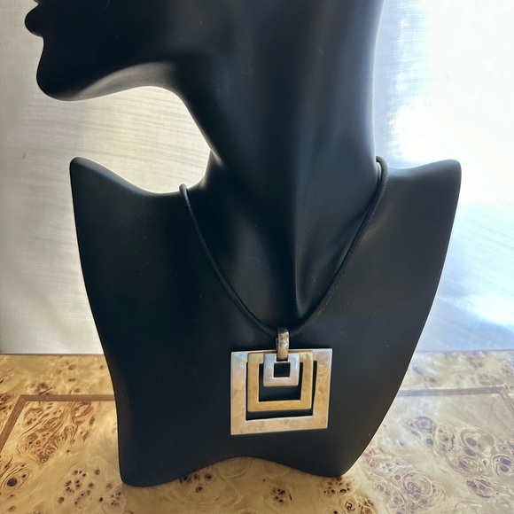 Vintage Robert Lee Morris Hammered Sterling Silver and Brass Pendant Necklace - Picture 5 of 9